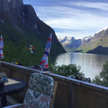 Hotel Iris Vedal Nauste Exteriér fotografie