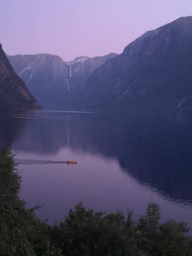 Hotel Iris Vedal Nauste Exteriér fotografie