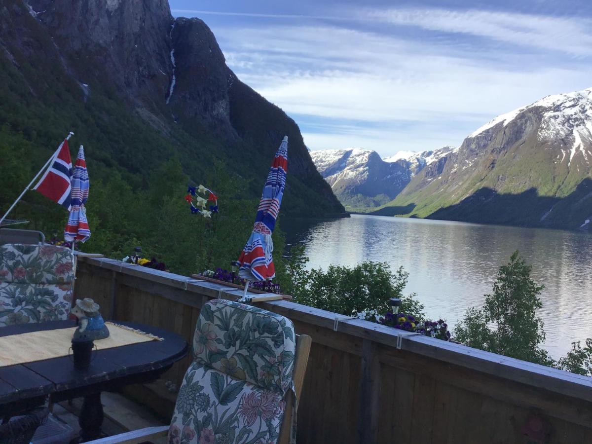 Hotel Iris Vedal Nauste Exteriér fotografie