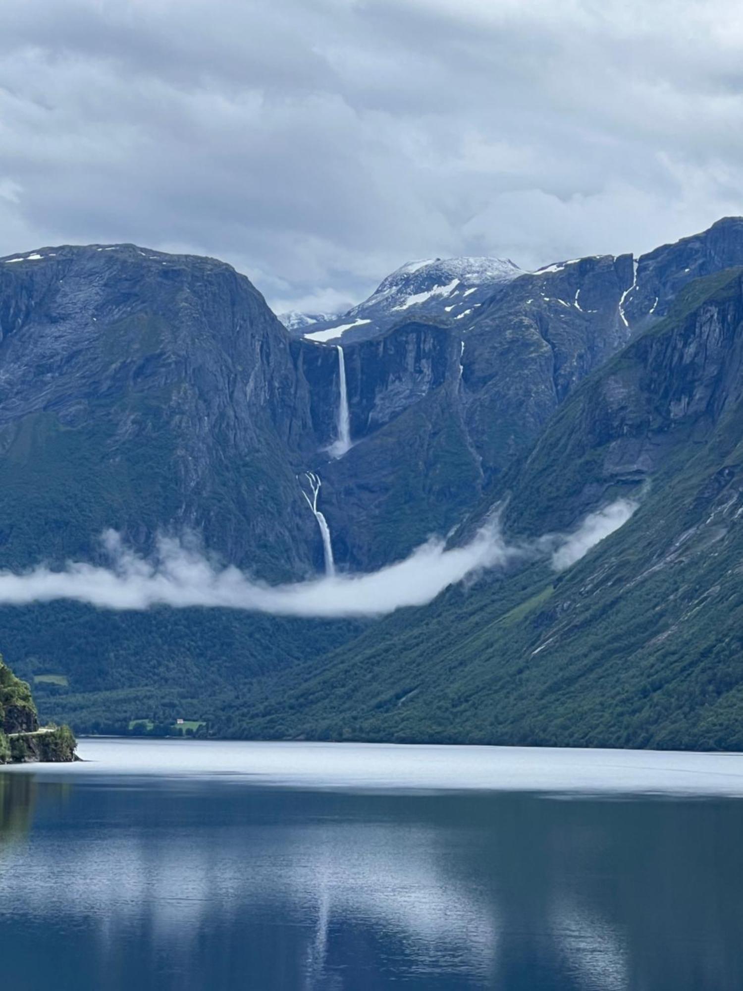 Hotel Iris Vedal Nauste Exteriér fotografie